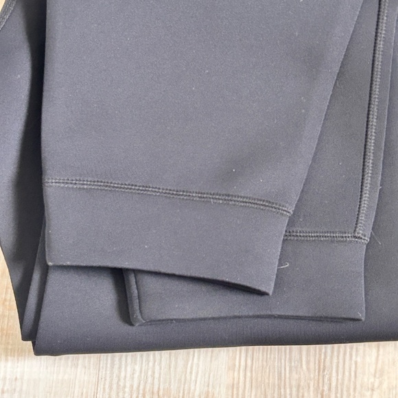 Uniqlo Men's Black Ultra Stretch Active Jogger Pants Sz: XL. 30" Inseam 3 pocket - Picture 2 of 6